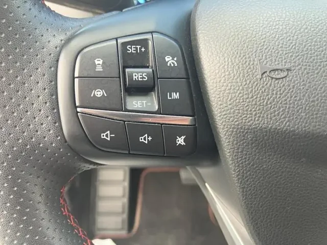 Occasion FORD Kuga à  chez Elypse Autos