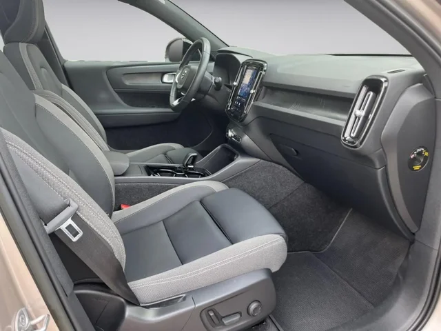 Occasion VOLVO XC40 à  chez Elypse Autos