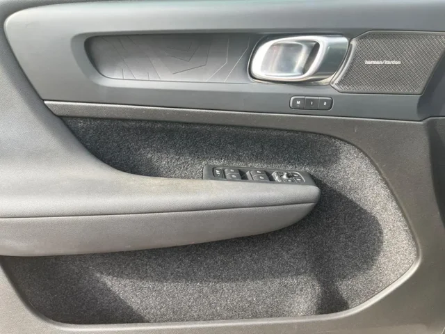 Occasion VOLVO XC40 à  chez Elypse Autos