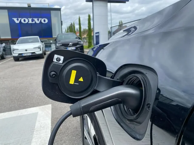 Occasion VOLVO XC60 à  chez Elypse Autos