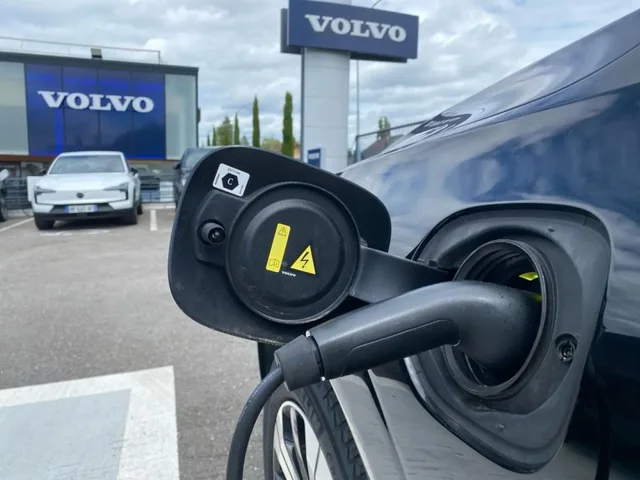 Occasion VOLVO XC60 à  chez Elypse Autos
