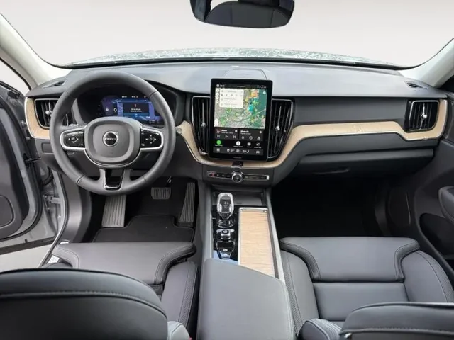 Démo VOLVO XC60 à  chez Elypse Autos