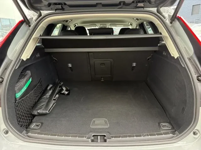 Démo VOLVO XC60 à  chez Elypse Autos