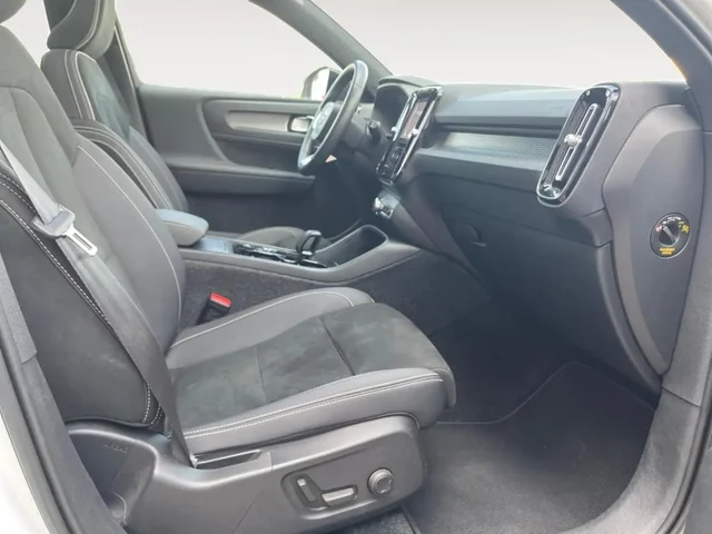 Occasion VOLVO XC40 à  chez Elypse Autos