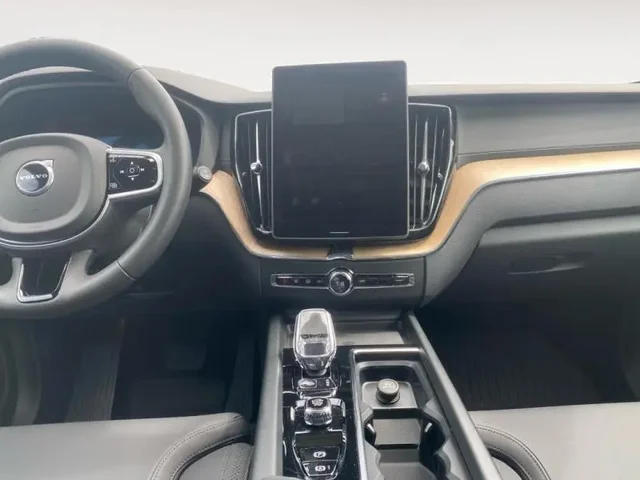 Démo VOLVO XC60 à  chez Elypse Autos