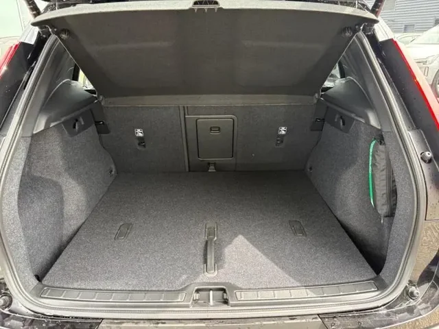 Démo VOLVO EX40 à  chez Elypse Autos