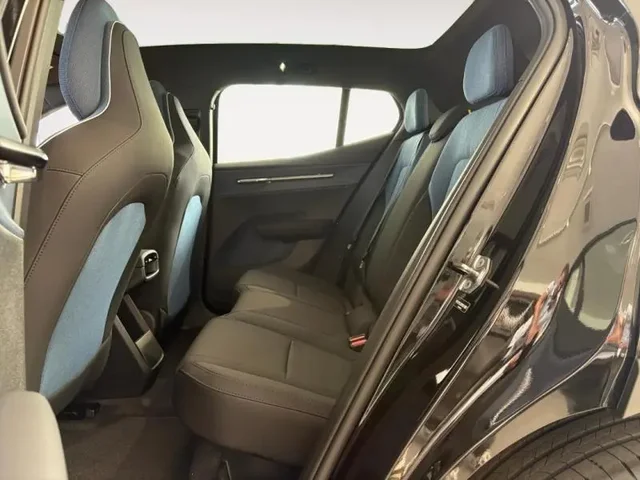 Démo VOLVO EX30 Cross Country à  chez Elypse Autos