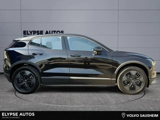Démo VOLVO EX30 Cross Country à  chez Elypse Autos