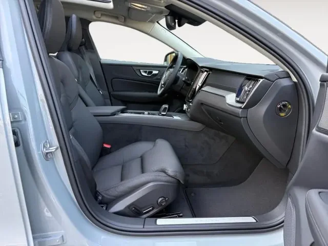 Démo VOLVO V60 à  chez Elypse Autos