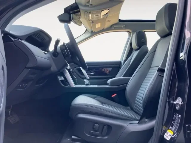 Démo LAND-ROVER Discovery Sport à  chez Elypse Autos