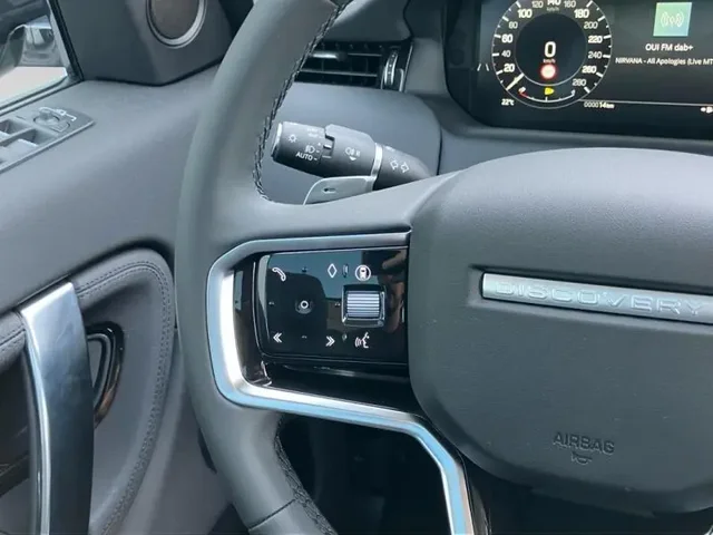 Démo LAND-ROVER Discovery Sport à  chez Elypse Autos