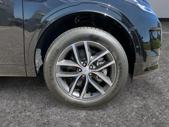 Démo LAND-ROVER Discovery Sport à  chez Elypse Autos