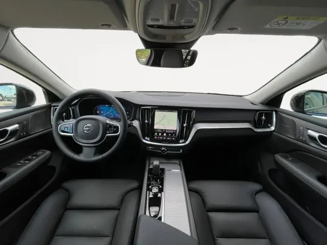 Démo VOLVO V60 à  chez Elypse Autos