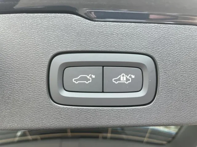 Démo VOLVO V60 à  chez Elypse Autos