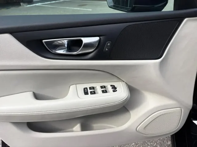 Occasion VOLVO V60 à  chez Elypse Autos