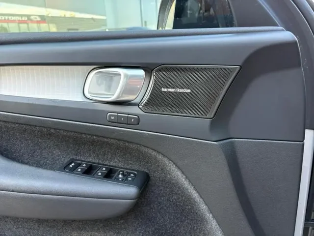 Occasion VOLVO XC40 à  chez Elypse Autos