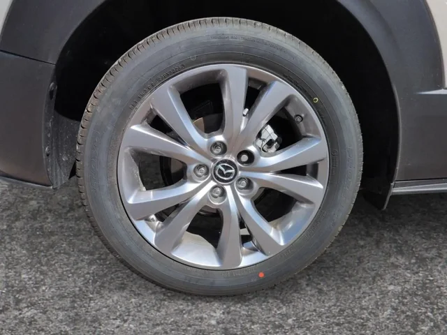 Démo MAZDA CX-30 à  chez Elypse Autos