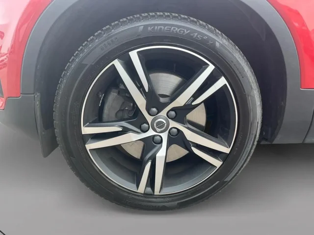 Occasion VOLVO XC40 à  chez Elypse Autos