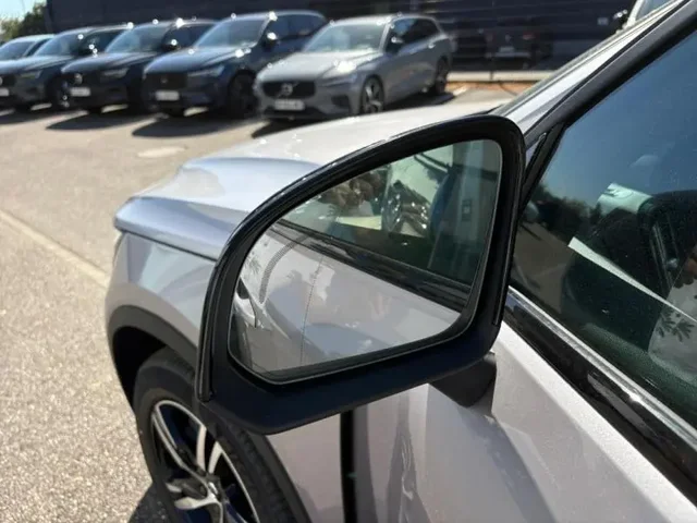 Démo VOLVO XC40 à  chez Elypse Autos