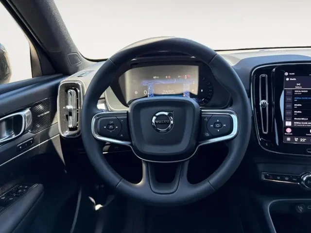Démo VOLVO XC40 à  chez Elypse Autos
