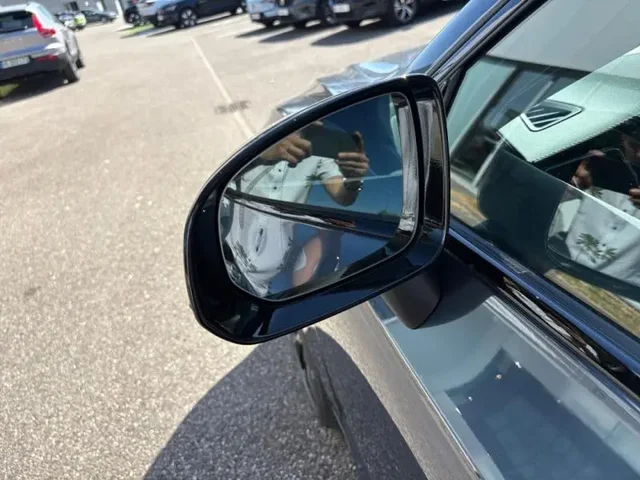 Démo VOLVO XC60 à  chez Elypse Autos