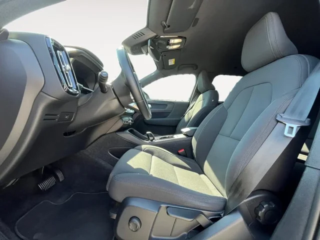 Occasion VOLVO XC40 à  chez Elypse Autos
