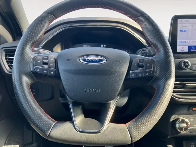 Occasion FORD Focus à  chez Elypse Autos