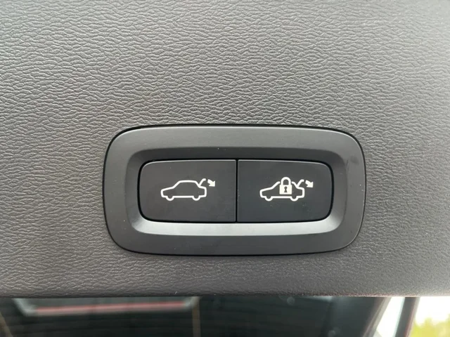 Démo VOLVO XC40 à  chez Elypse Autos