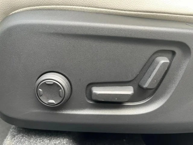 Démo VOLVO XC40 à  chez Elypse Autos