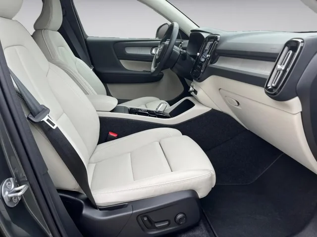 Démo VOLVO XC40 à  chez Elypse Autos