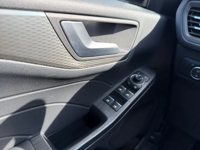 Occasion FORD Kuga à  chez Elypse Autos
