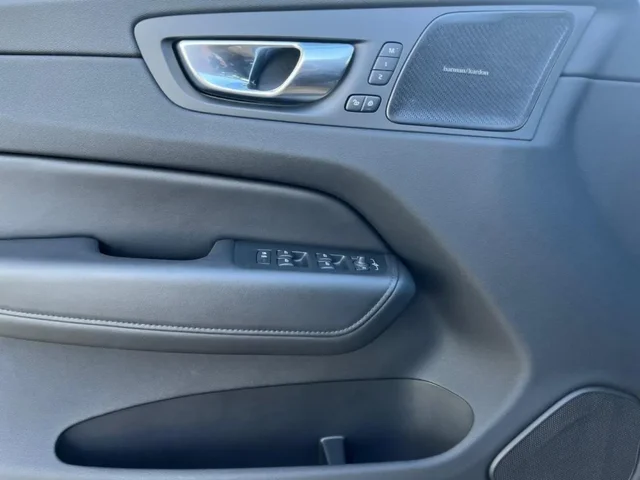Occasion VOLVO XC60 à  chez Elypse Autos