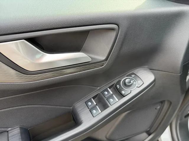 Occasion FORD Kuga à  chez Elypse Autos