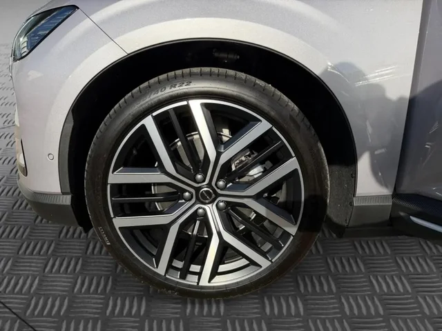 Démo VOLVO EX60 à  chez Elypse Autos