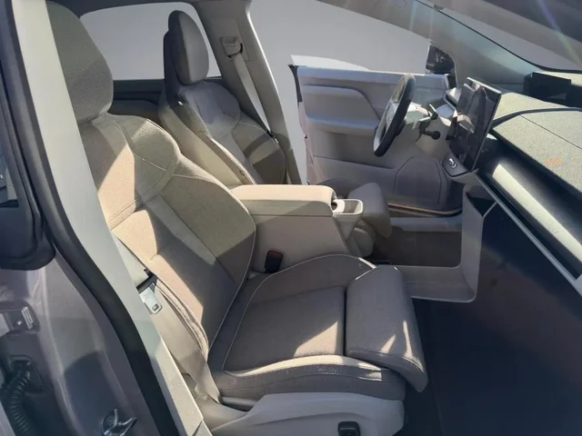 Démo VOLVO EX60 à  chez Elypse Autos