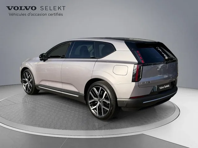 Démo VOLVO EX60 à  chez Elypse Autos