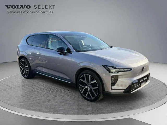 Démo VOLVO EX60 à  chez Elypse Autos