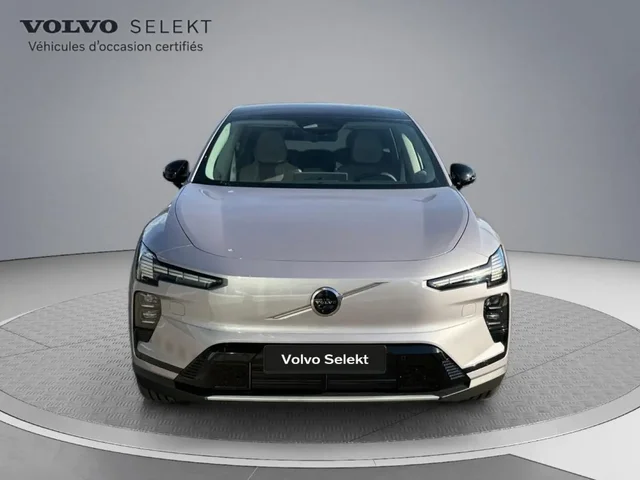 Démo VOLVO EX60 à  chez Elypse Autos