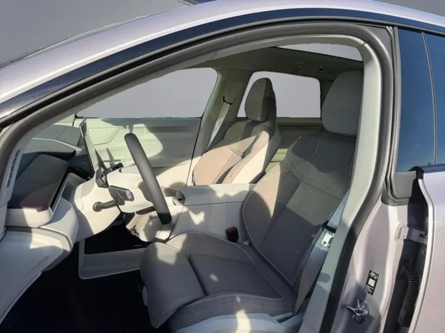 Démo VOLVO EX60 à  chez Elypse Autos