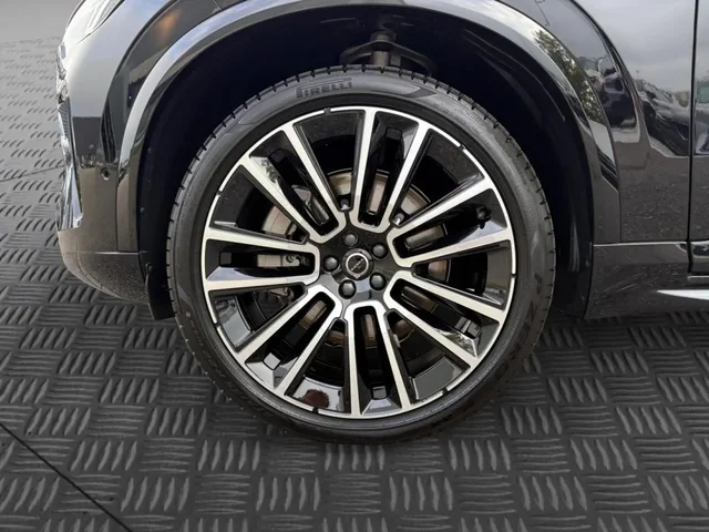 Démo VOLVO XC90 à  chez Elypse Autos