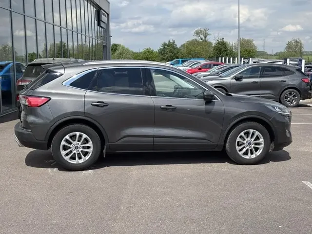Occasion FORD Kuga à Cesson chez Groupe Zélus