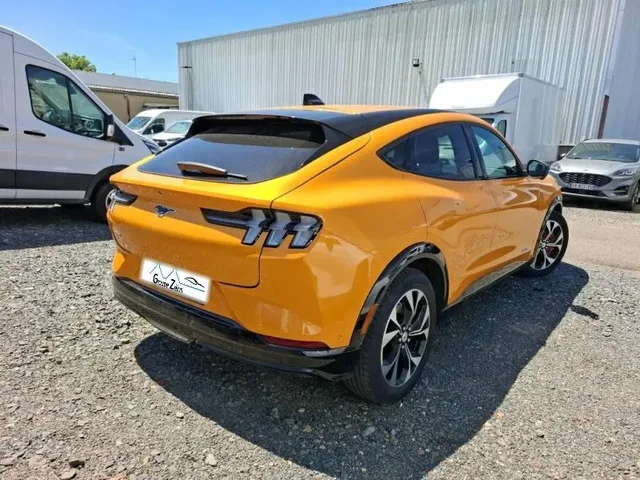Occasion FORD Mustang Mach-E à Cesson chez Groupe Zélus