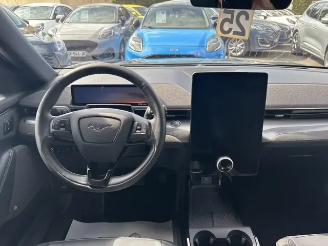 Occasion FORD Mustang Mach-E à Cesson chez Groupe Zélus