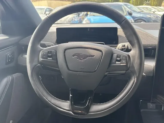Occasion FORD Mustang Mach-E à Cesson chez Groupe Zélus