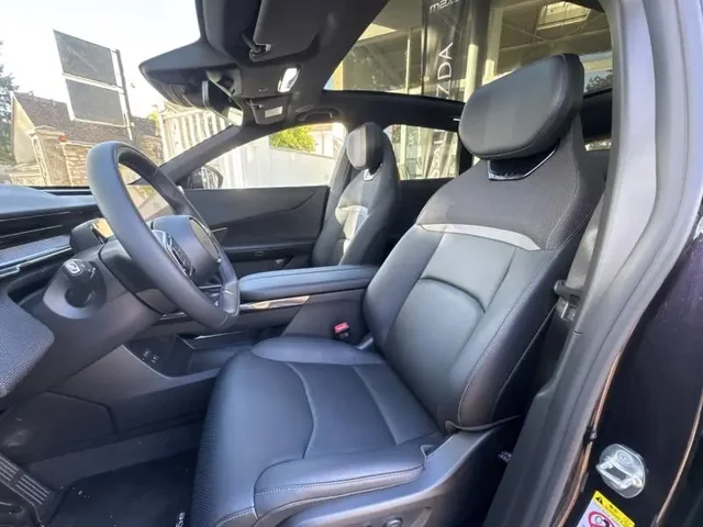 Demo MAZDA CX-6e à Cesson chez Groupe Zélus