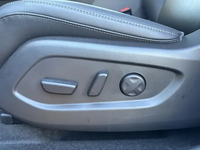 Demo MAZDA CX-6e à Cesson chez Groupe Zélus