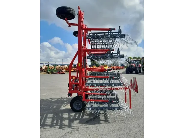 Occasion Cargo AKCENT 12 à ANTIGNY chez Groupe OUVRARD