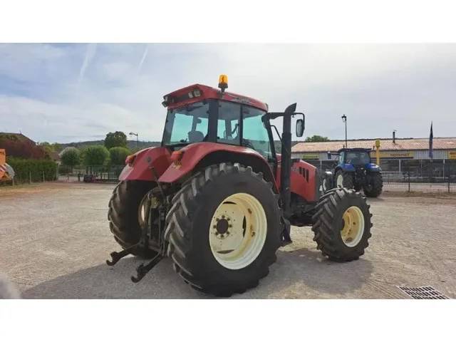 Occasion Case IH CVX150 à ANTIGNY chez Groupe OUVRARD