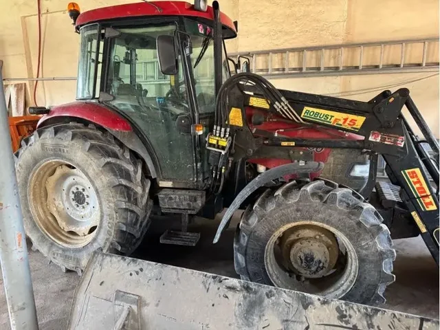 Occasion Case IH JX90 à ANTIGNY chez Groupe OUVRARD