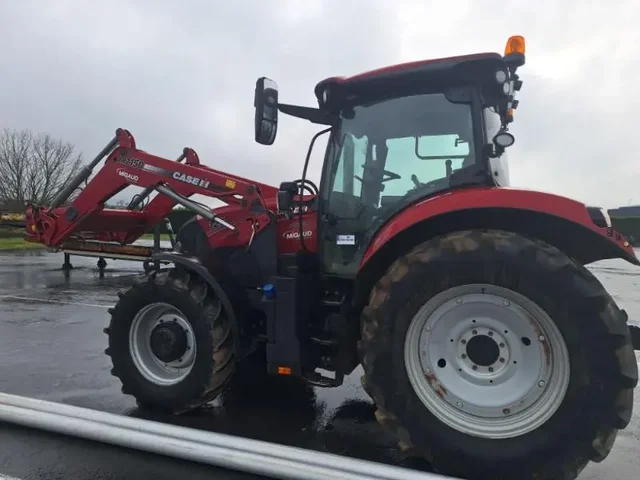 Occasion Case IH MAXXUM125MULTIC à ANTIGNY chez Groupe OUVRARD